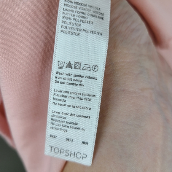 Topshop Petites light pink top overlay dress w/cutout back detail. Size 8 petite - Picture 14 of 14